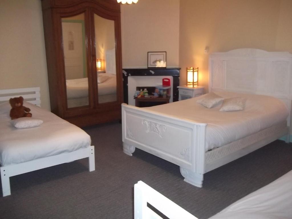 Hotel Des Cotes De Meuse Saint-Maurice-sous-les-Côtes 部屋 写真