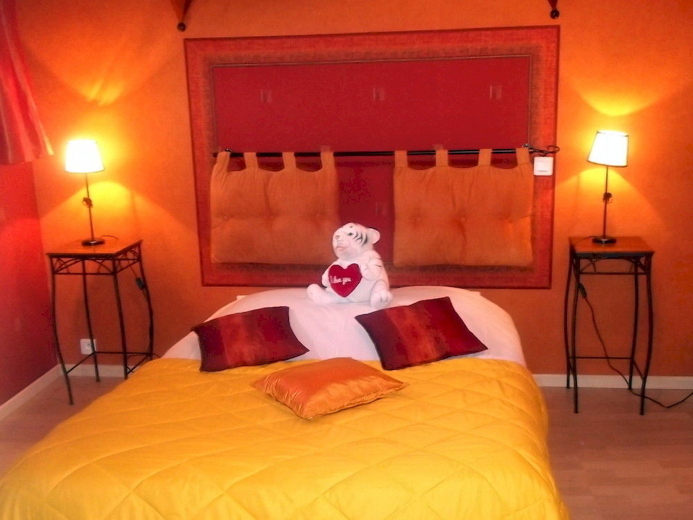 Hotel Des Cotes De Meuse Saint-Maurice-sous-les-Côtes エクステリア 写真