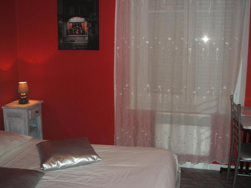 Hotel Des Cotes De Meuse Saint-Maurice-sous-les-Côtes 部屋 写真